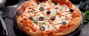 Traditional Italian Artisanal Pizza
