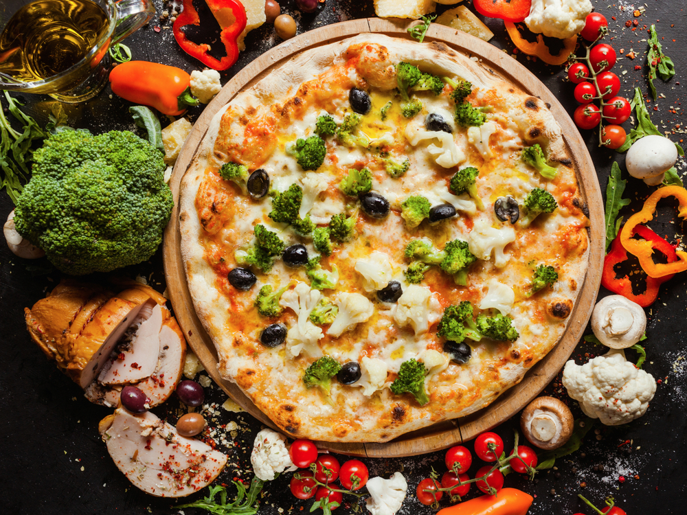 Vegan Cauliflower Broccoli Pizza